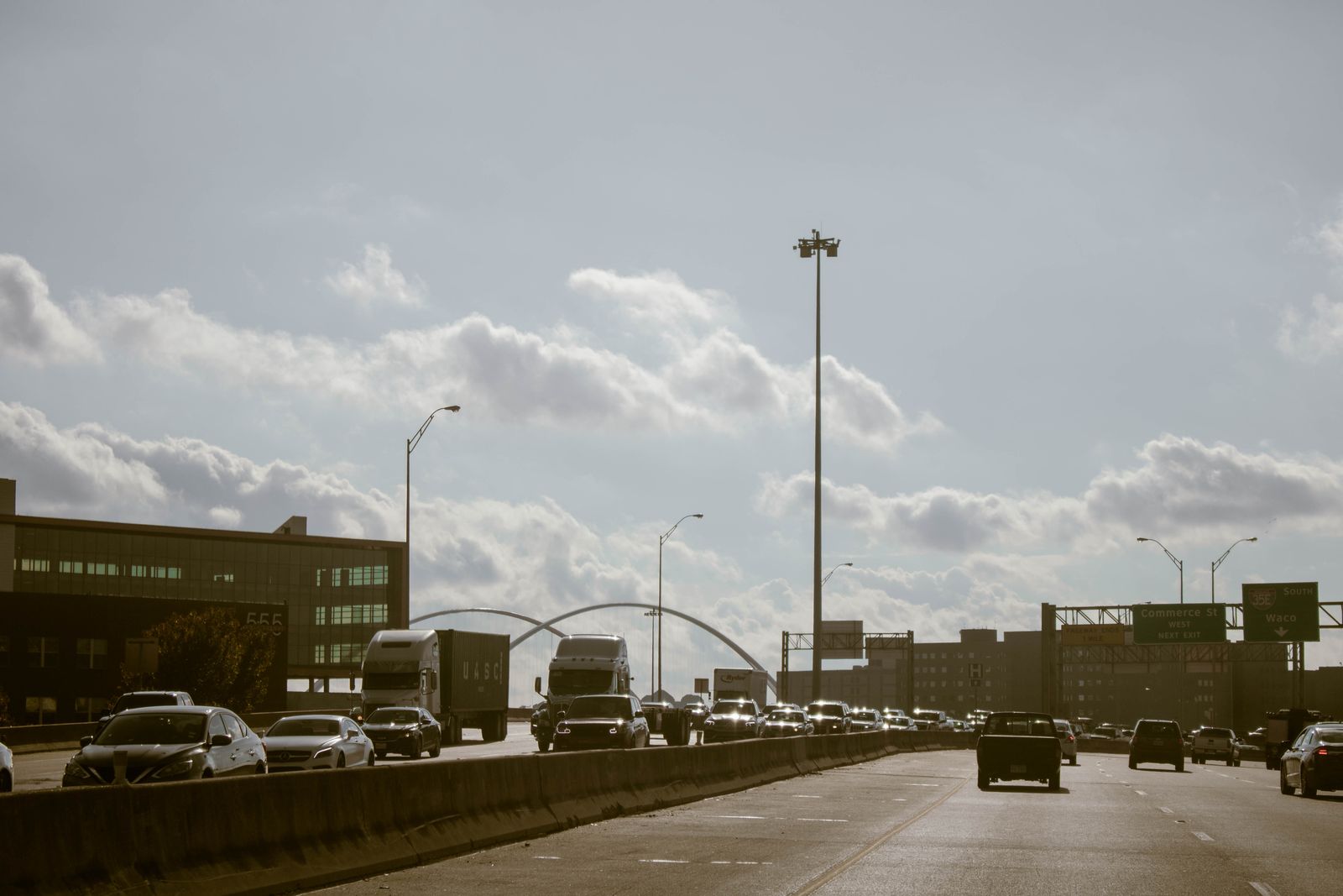 Highway through the Dallas Fort Worth metroplex